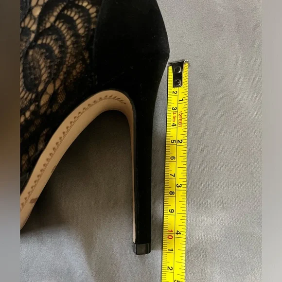 Mesh and lace ankle boots - Picture 10 of 10